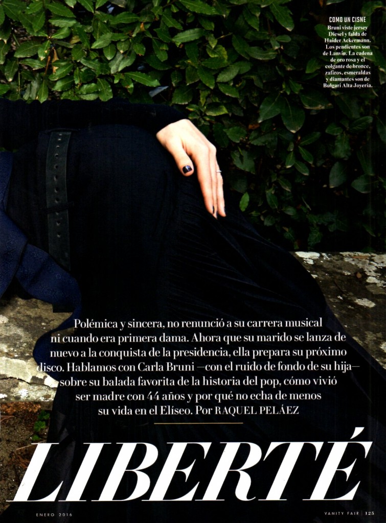 VANITY FAIR-SPAIN-01.01.2016-CARLA BRUNI IN DBG SWEATER 1 BIS